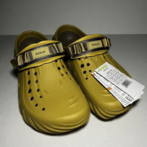 CROCS Other - New Crocs Echo Clogs Mens Size 11 Desert Grass (207937-76A) NWT Shoes Slides
